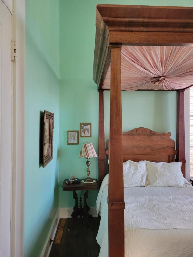 Belmont Plantation, Est 1857 Bed & Breakfast กรีนวิลล์ ภายนอก รูปภาพ