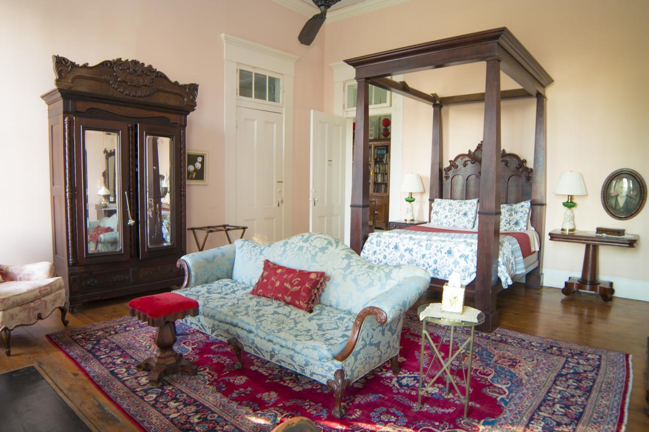 Belmont Plantation, Est 1857 Bed & Breakfast กรีนวิลล์ ภายนอก รูปภาพ