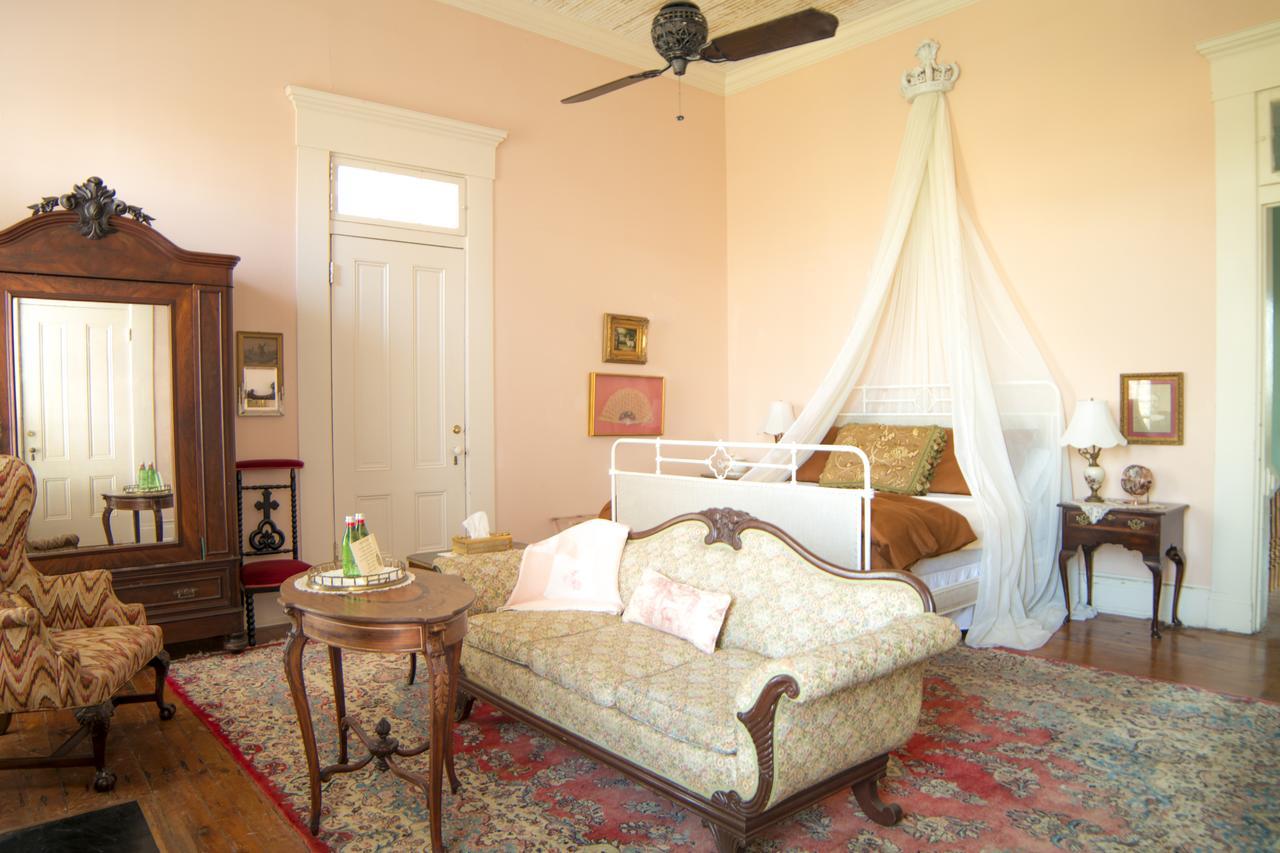 Belmont Plantation, Est 1857 Bed & Breakfast กรีนวิลล์ ภายนอก รูปภาพ