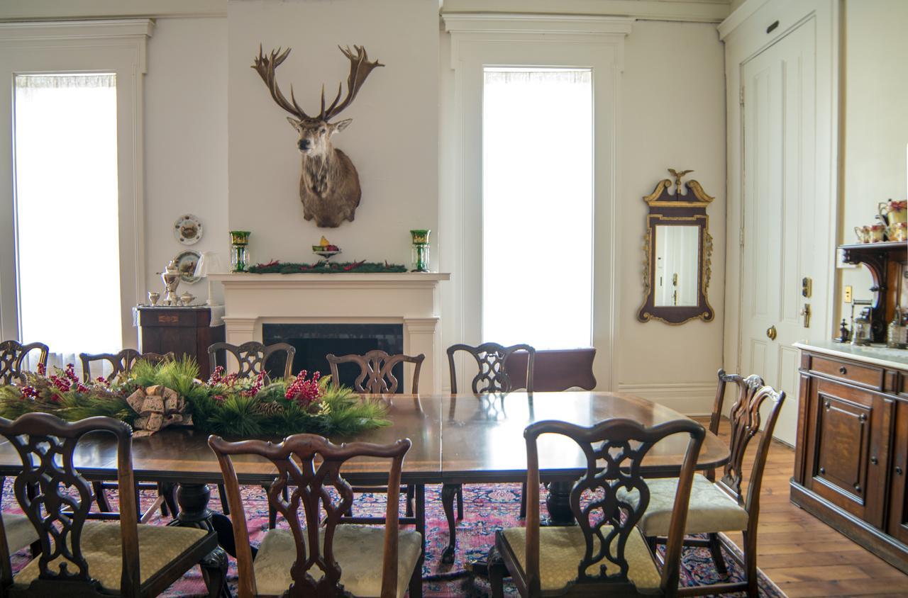 Belmont Plantation, Est 1857 Bed & Breakfast กรีนวิลล์ ภายนอก รูปภาพ
