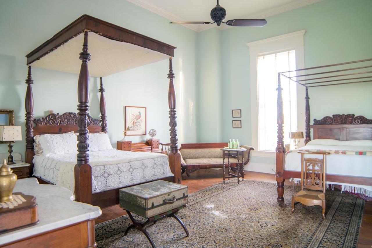 Belmont Plantation, Est 1857 Bed & Breakfast กรีนวิลล์ ภายนอก รูปภาพ