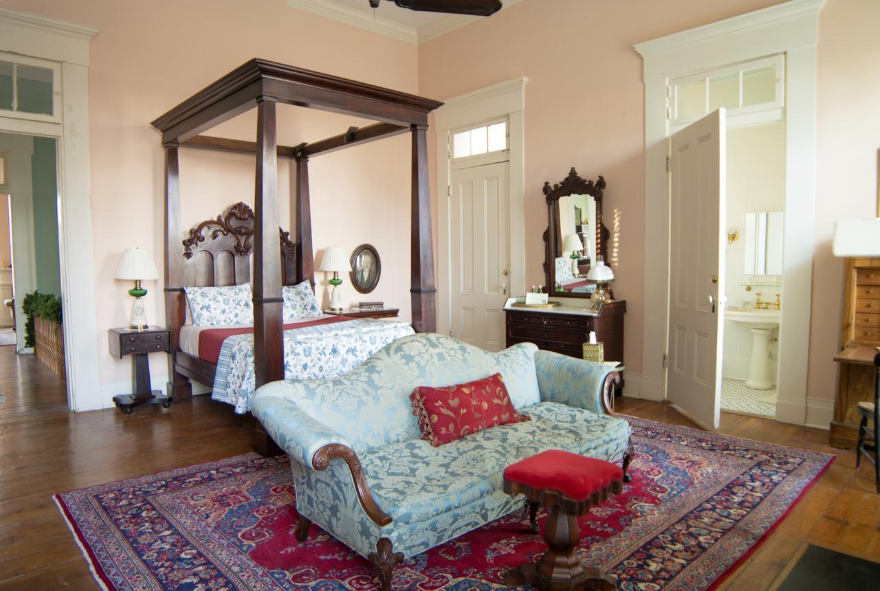 Belmont Plantation, Est 1857 Bed & Breakfast กรีนวิลล์ ภายนอก รูปภาพ