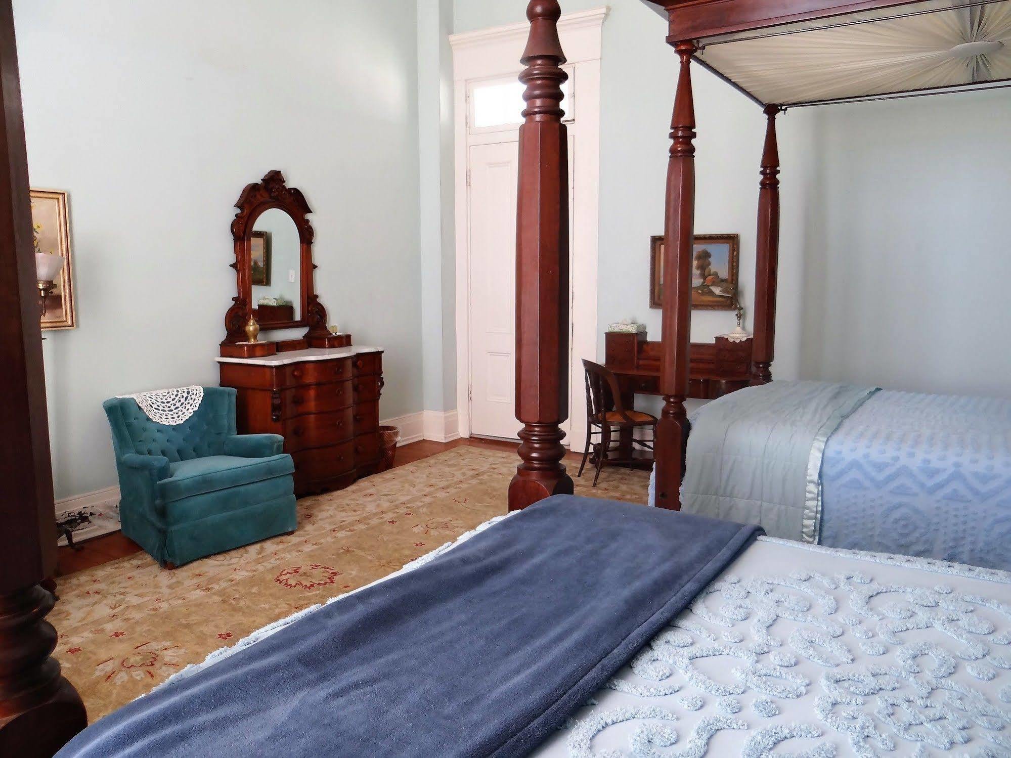 Belmont Plantation, Est 1857 Bed & Breakfast กรีนวิลล์ ภายนอก รูปภาพ